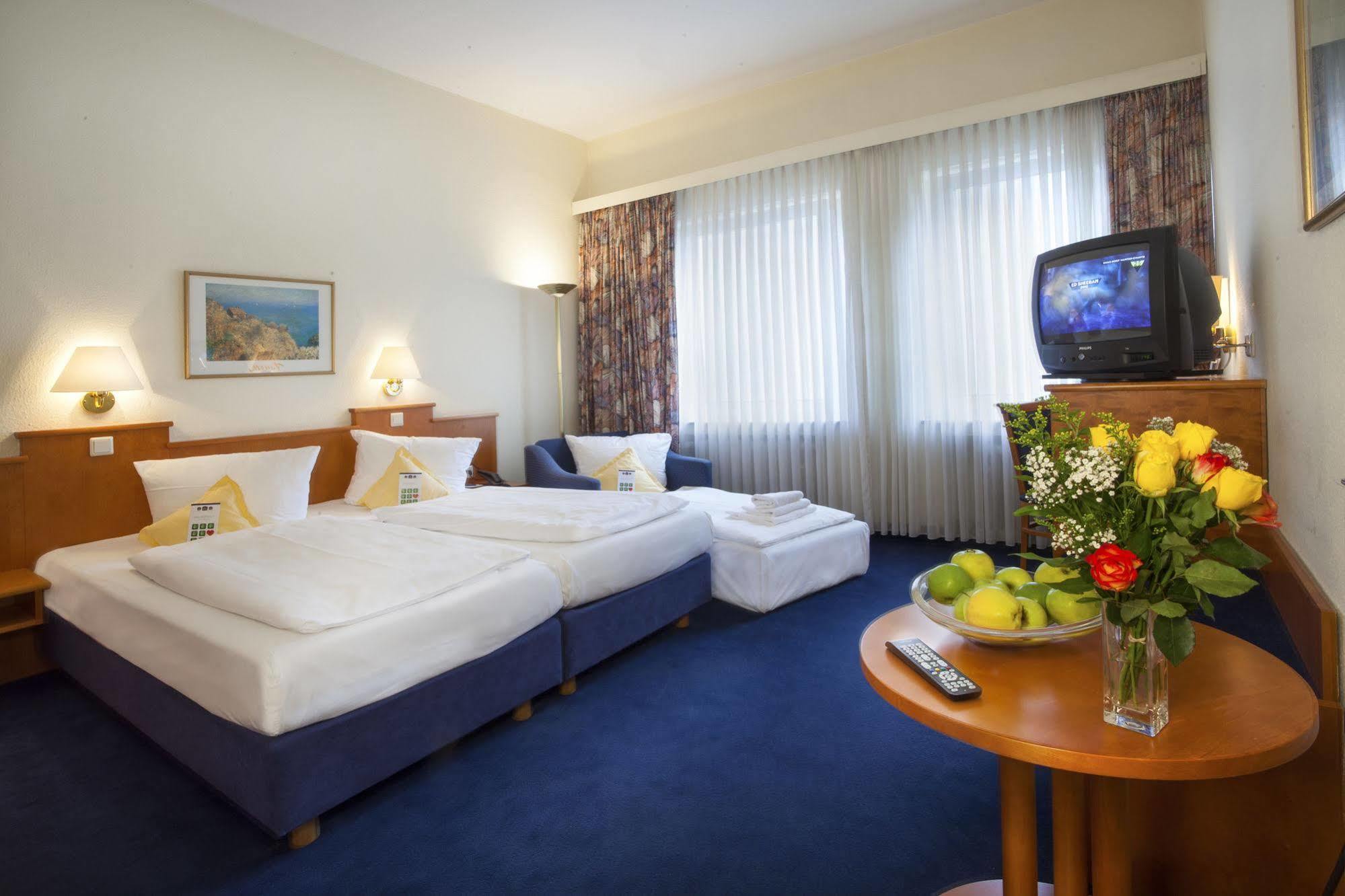 Sure Hotel By Best Western Ambassador Duesseldorf Exterior photo